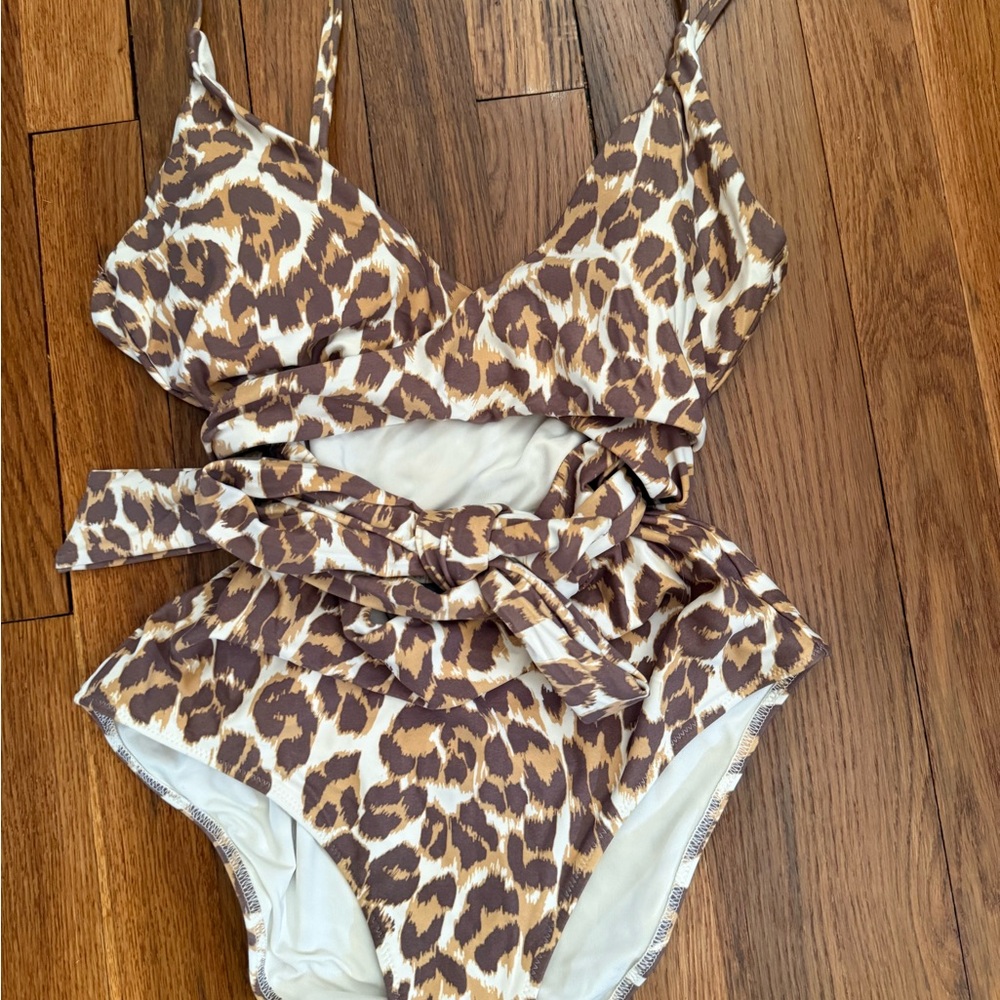 NWT aerie Leopard Print One-Piece Swimsuit in Brown and Cream